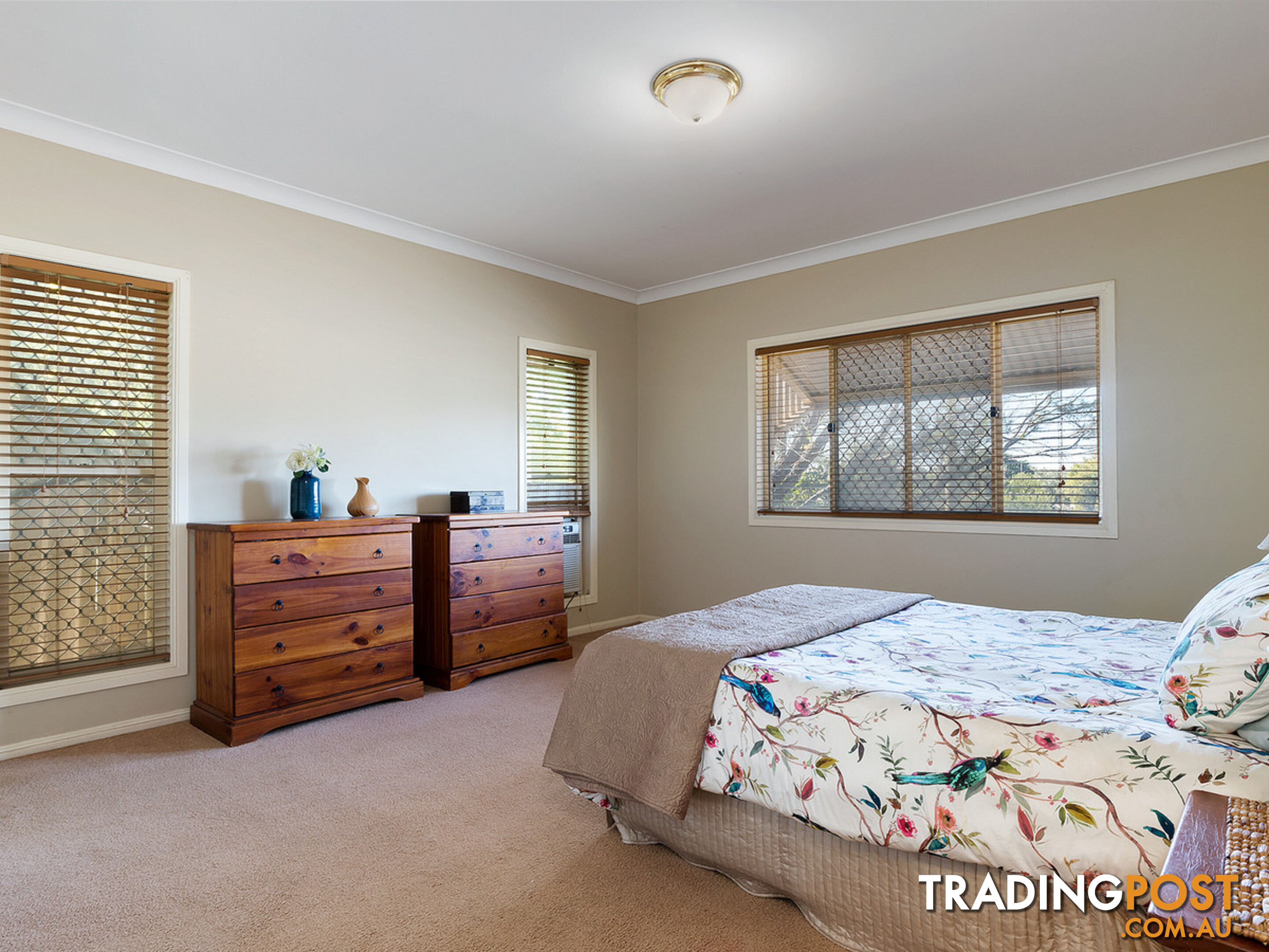 79 Queen Street REDLAND BAY QLD 4165