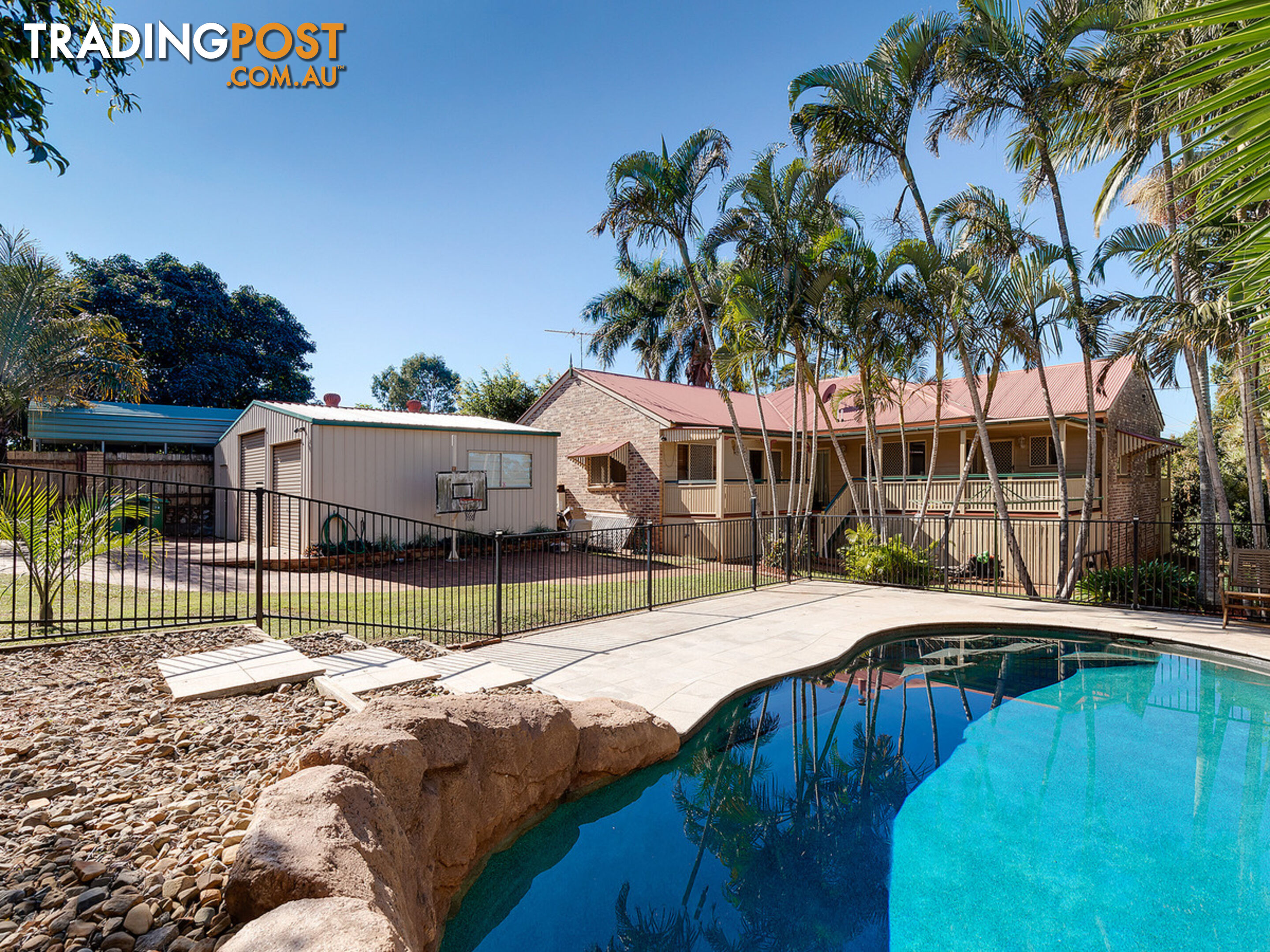 79 Queen Street REDLAND BAY QLD 4165