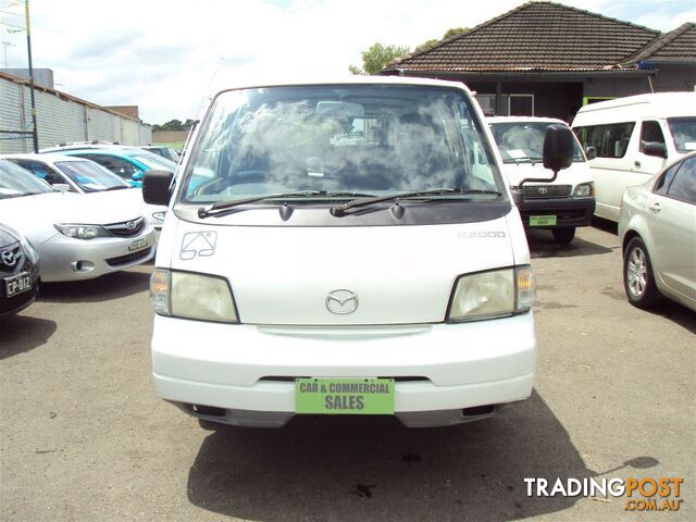 2002 MAZDA E2000 SWB SH92 VAN