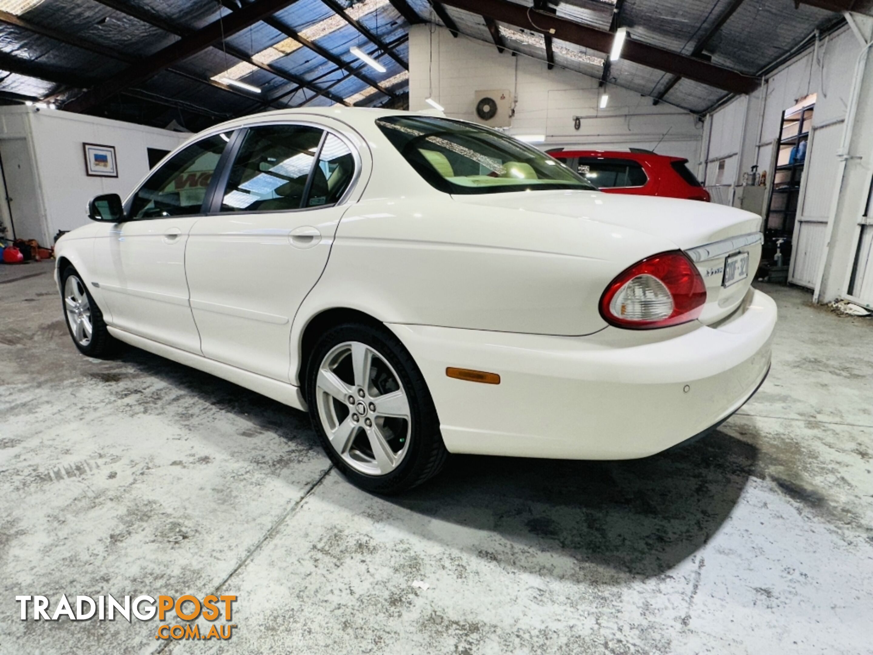 2009  JAGUAR X-TYPE LE X400 MY09 SEDAN