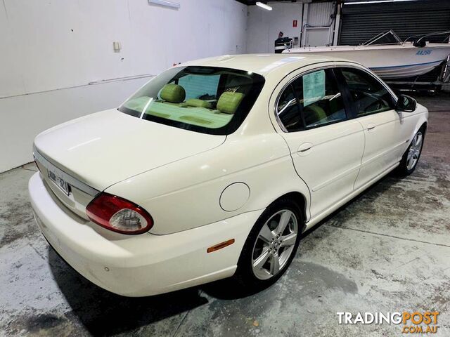 2009  JAGUAR X-TYPE LE X400 MY09 SEDAN