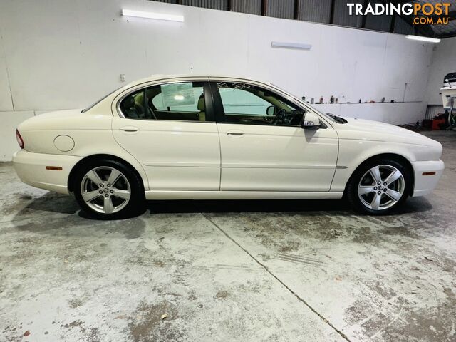 2009  JAGUAR X-TYPE LE X400 MY09 SEDAN