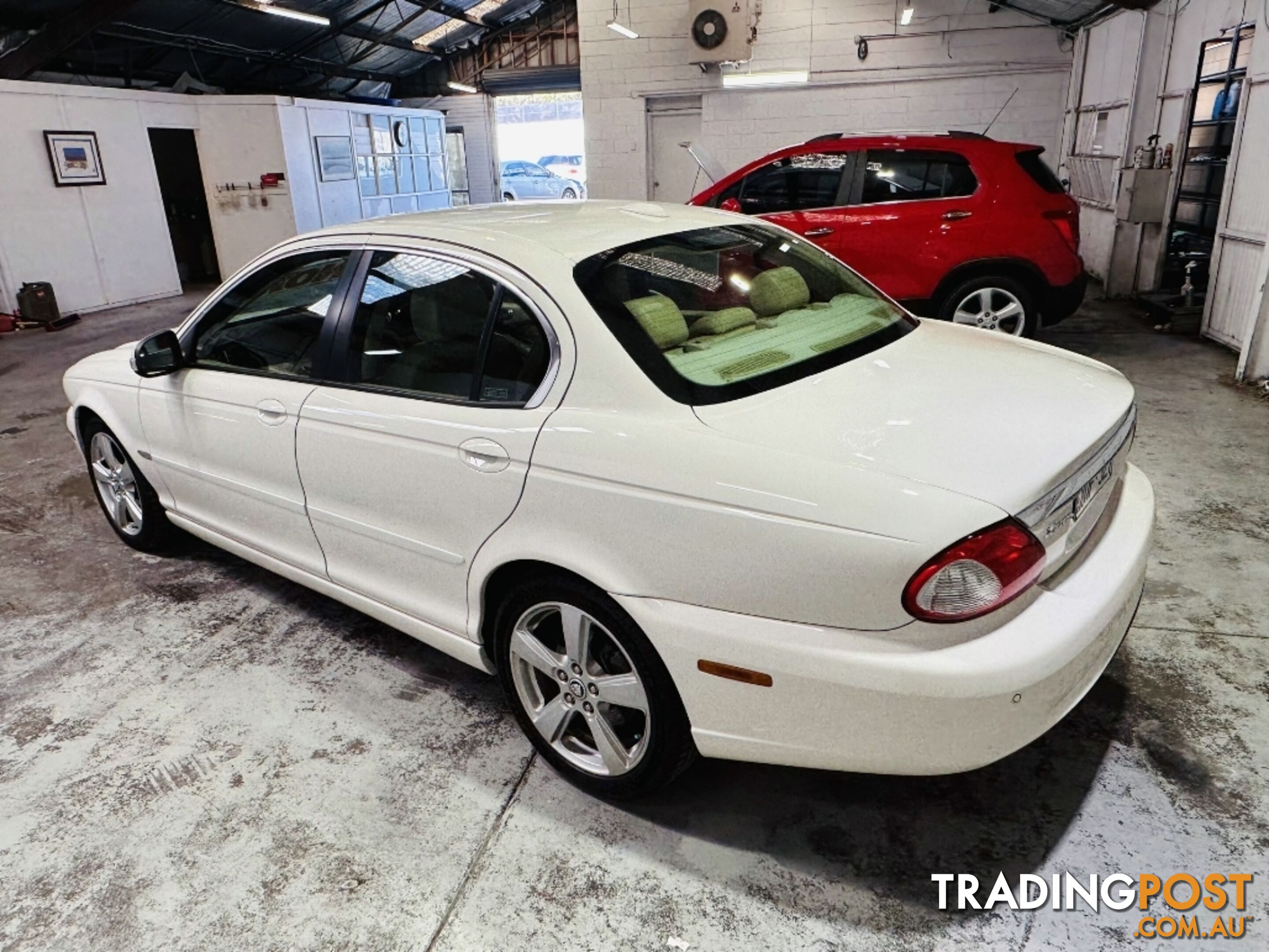 2009  JAGUAR X-TYPE LE X400 MY09 SEDAN