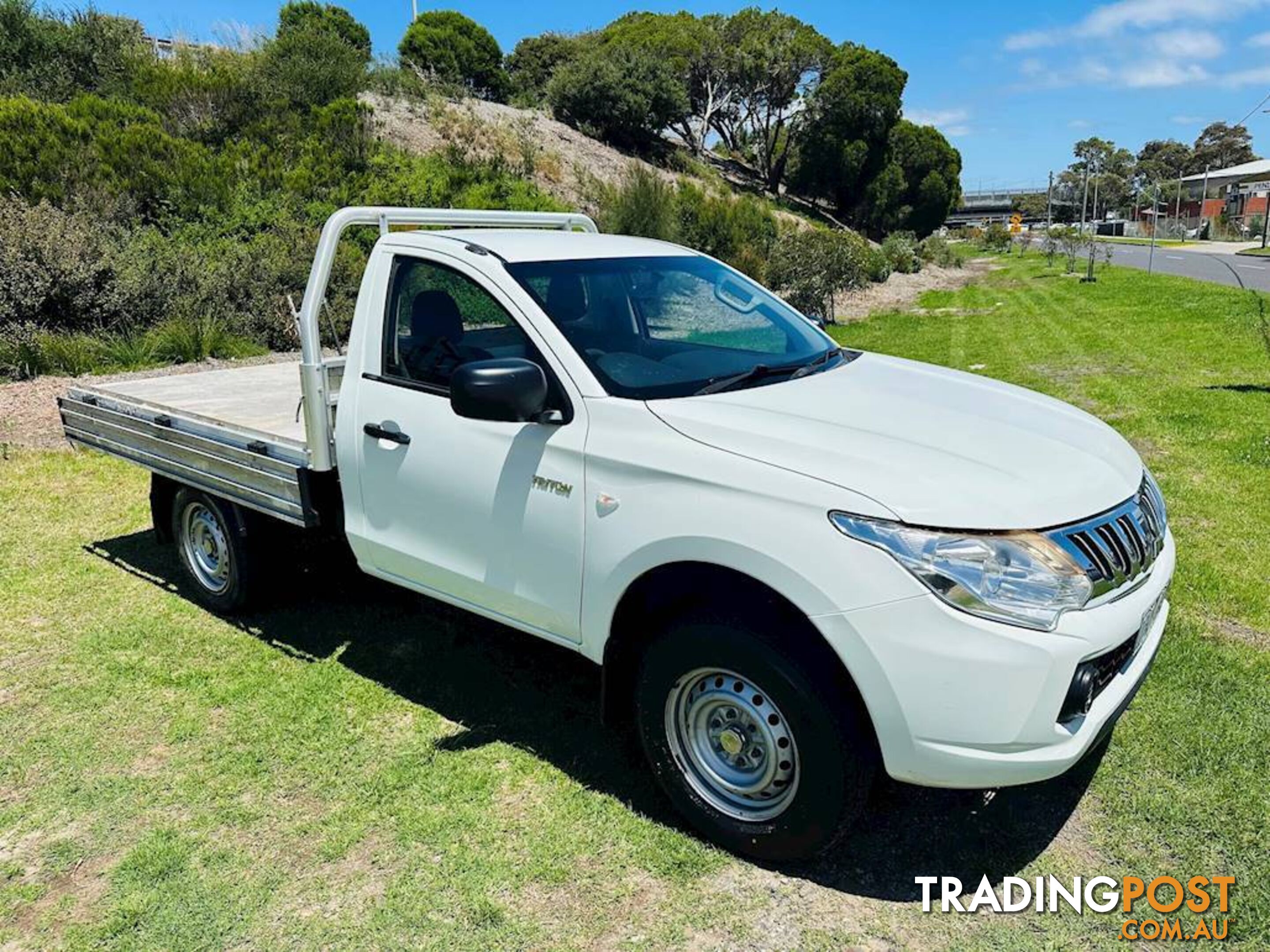 2015  MITSUBISHI TRITON GLX SINGLE CAB MQ MY16 CAB CHASSIS