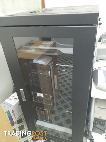 Server unit - Hypertec R19 24RU - photo 2 of 3