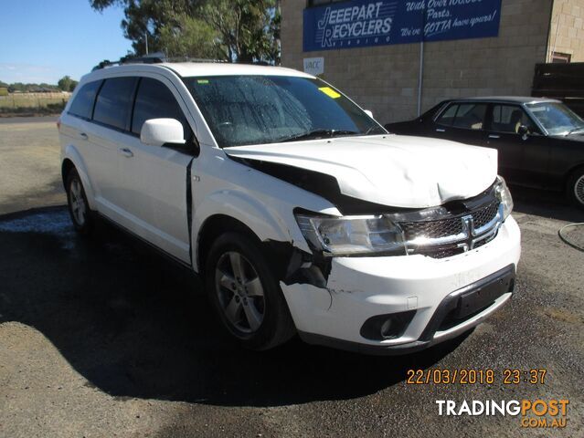 DODGE JOURNEY FOR PARTS & WRECKING