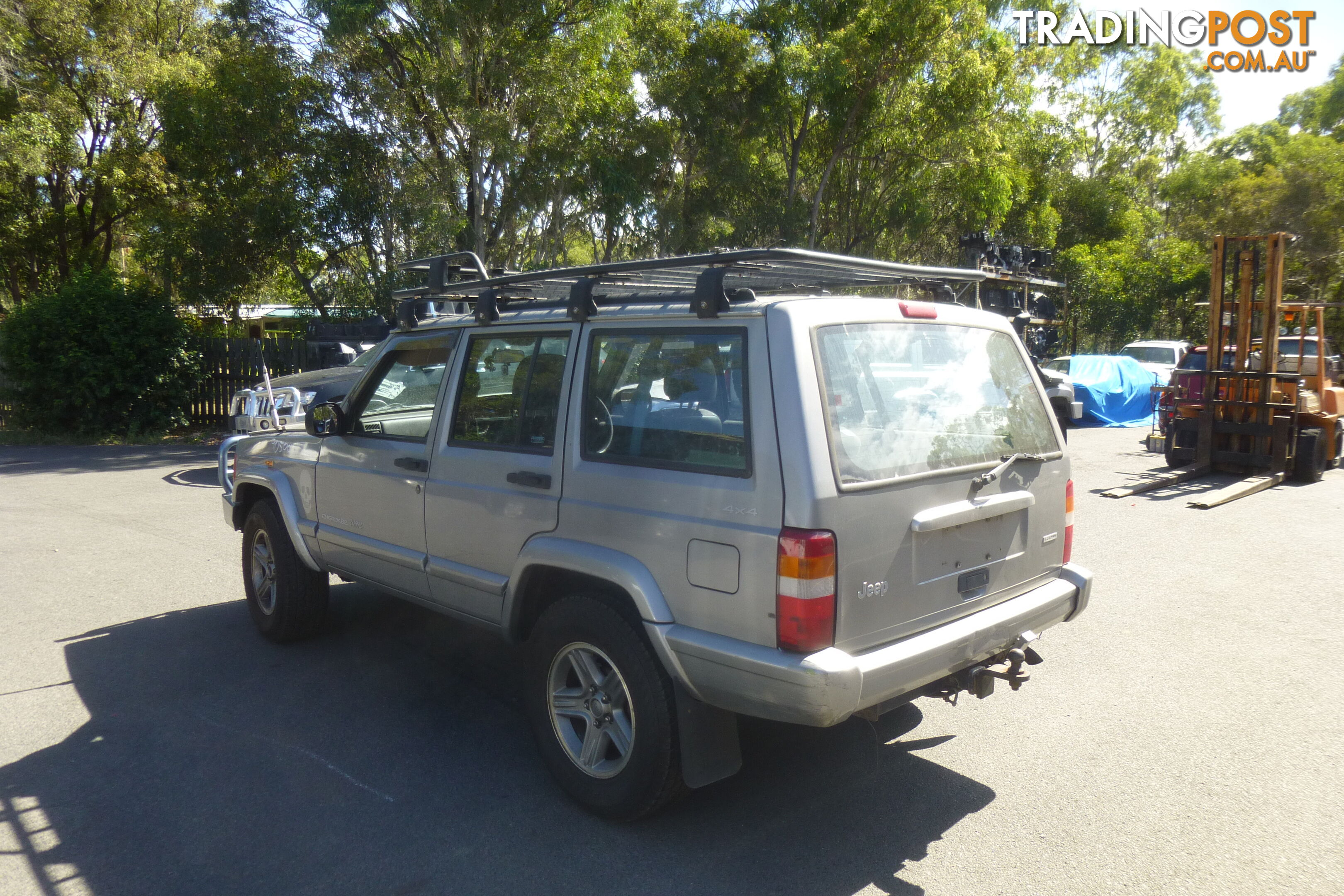 JEEP CHEROKEE XJ 1994-2001 PARTS, PANELS  & ACCESORIES