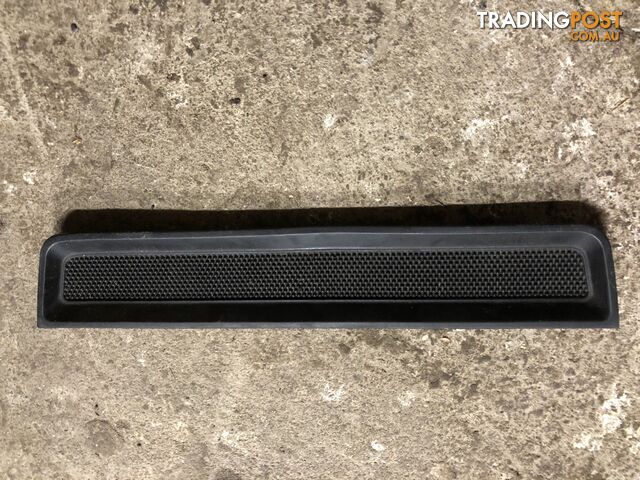 LAND ROVER DISCOVERY 1 TOP DASH RUBBER MATS