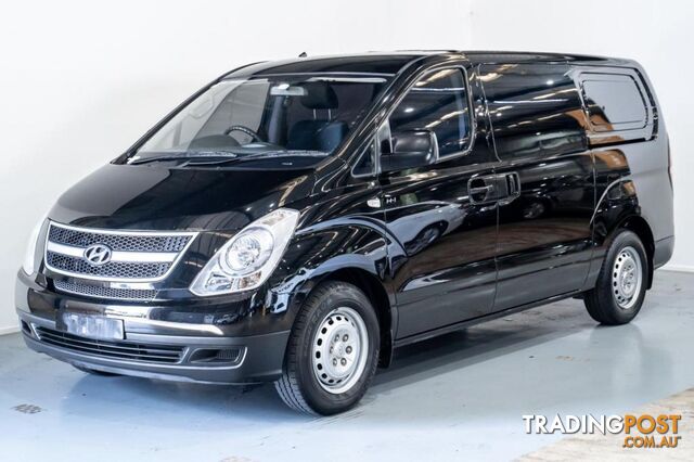 2015 Hyundai iLoad TQ3-V Series II MY16 Van 5dr Auto 5sp 1098kg 2.5DT - photo 3 of 23