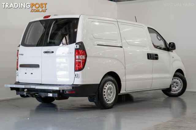 2015 Hyundai iLoad TQ2-V MY15 Van 5dr Man 6sp 1113kg 2.5DT - photo 2 of 22