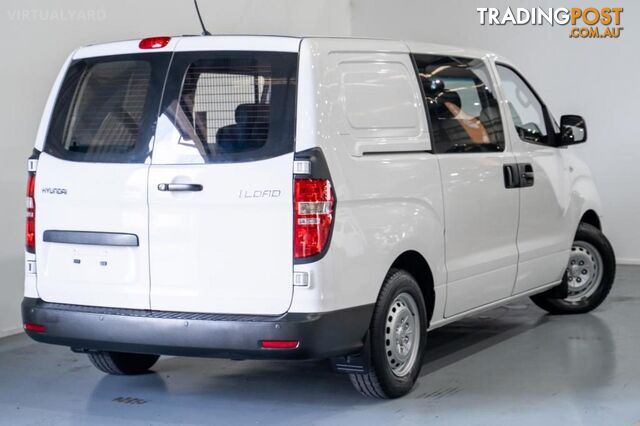 2016 Hyundai iLoad TQ3-V Series II MY16 Van Crew Cab 6st 5dr Auto 5sp 1096kg 2.5DT - photo 2 of 24