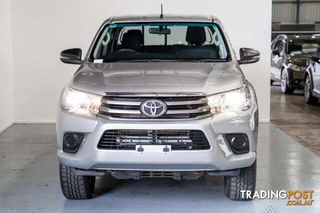 2017 Toyota Hilux GUN126R SR Utility Double Cab 4dr Spts Auto 6sp, 4x4 920kg 2.8DT - photo 4 of 23