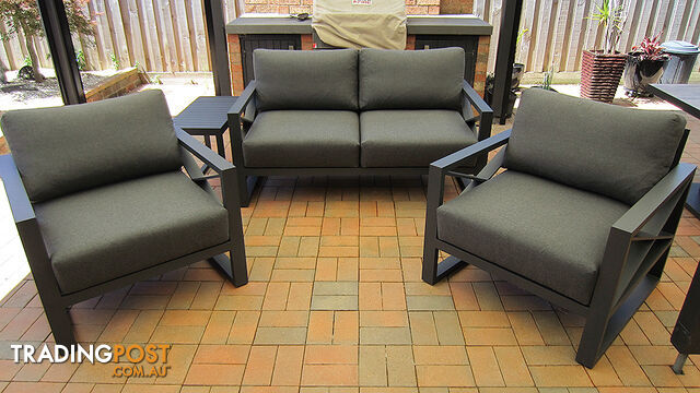 Outdoor Lounge and Table Set Furniture