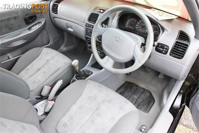 2003 Hyundai Accent GL LC Hatchback - photo 4 of 18