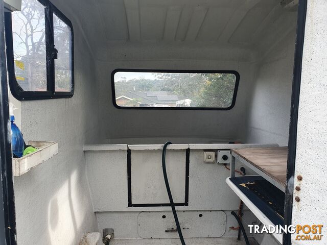 Mobile Dog Washing Trailer