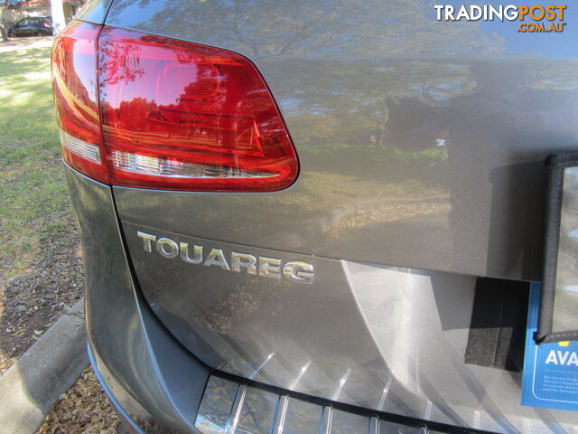 2013 Volkswagen Touareg SUV Automatic