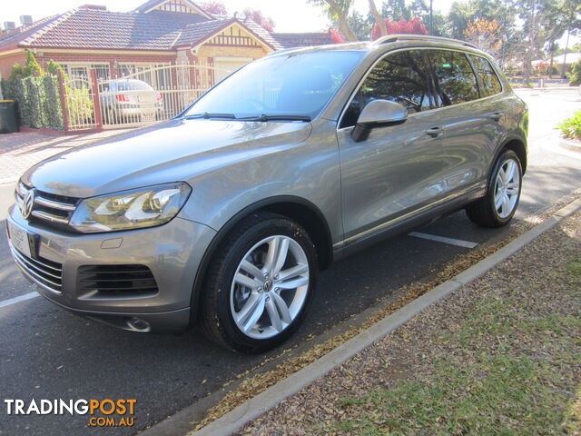 2013 Volkswagen Touareg SUV Automatic