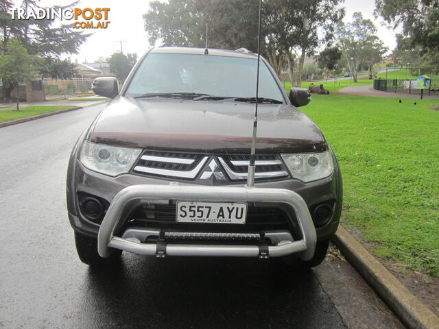 2013 MITSUBISHI CHALLENGER LS 5 SEAT 4x4 PB MY13 4D WAGON