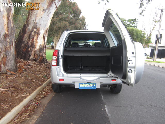 2013 Suzuki Grand Vitara JBMY13 URBAN Wagon Automatic - photo 4 of 30