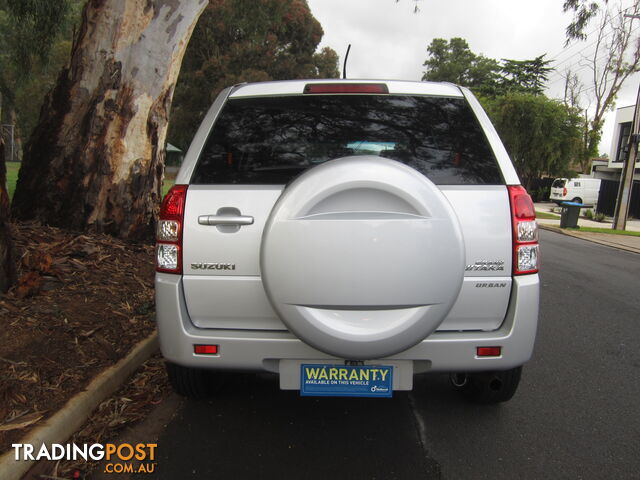 2013 Suzuki Grand Vitara JBMY13 URBAN Wagon Automatic - photo 3 of 30