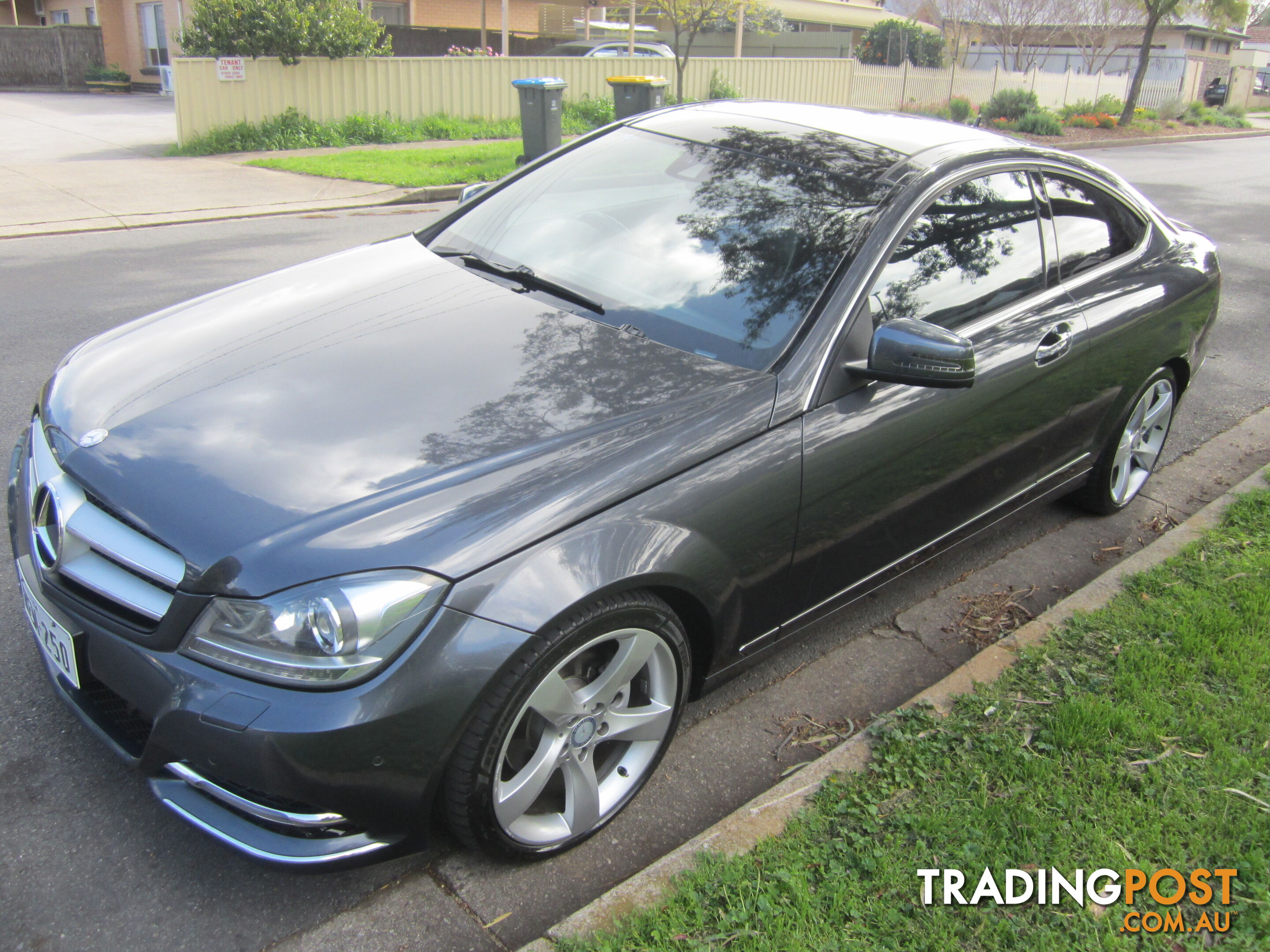 2012 Mercedes-Benz C-Class C250-D C250 Coupe Automatic