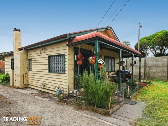 13 Neville Avenue SEAFORD VIC 3198