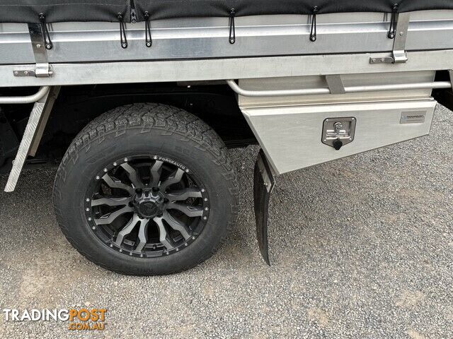 2020 ISUZU D-MAX SX CREW CAB MY19 CAB CHASSIS - photo 5 of 9