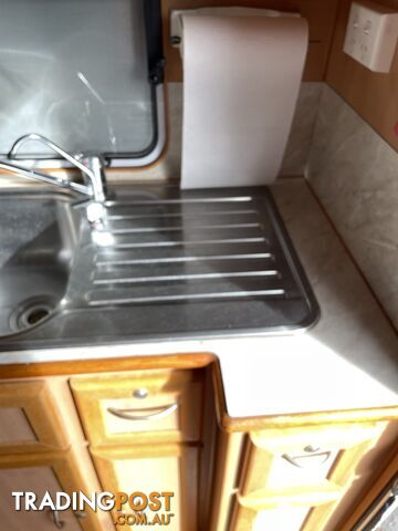 2005 SUPREME TERRITORY SEMI OFF-ROAD POPTOP SHOWER/TOILET COMB # 1308 – $39,000 - photo 5 of 25