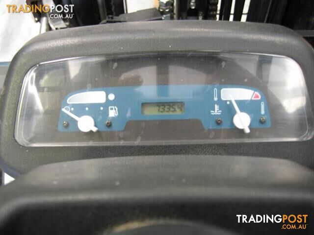 ** RENT NOW ** Forklift TOYOTA 2.5t LPG with Container Mast - photo 5 of 5