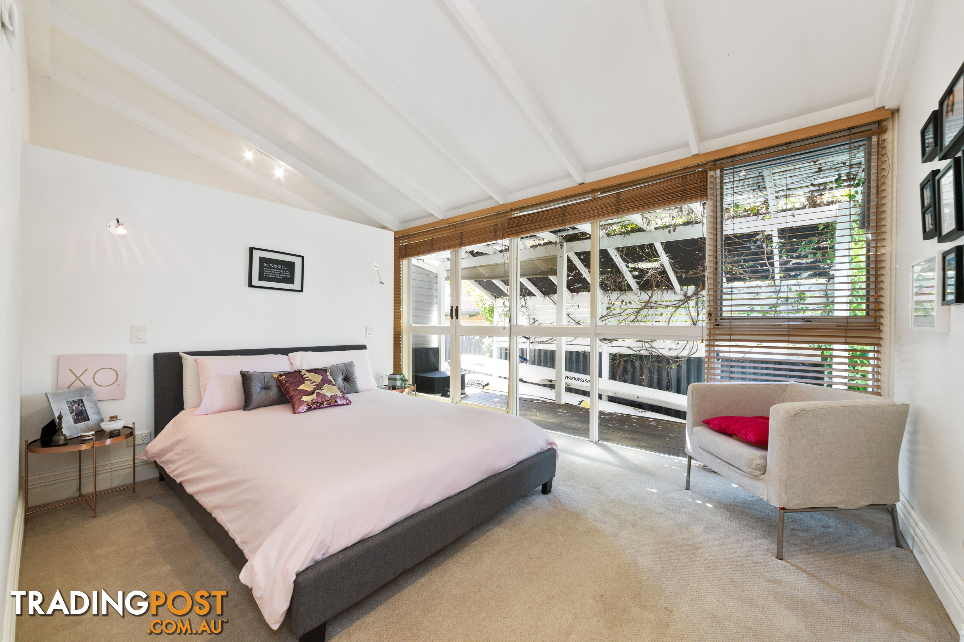 14 Devon Road SWANBOURNE WA 6010