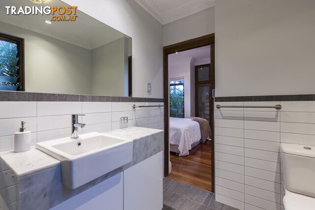 15 Loch Street CLAREMONT WA 6010