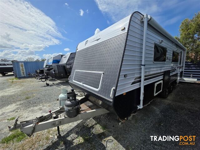 2009 PARAMOUNT CLASSIC CARAVAN 24'6