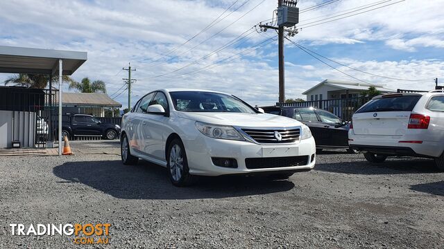 2012 Renault Latitude