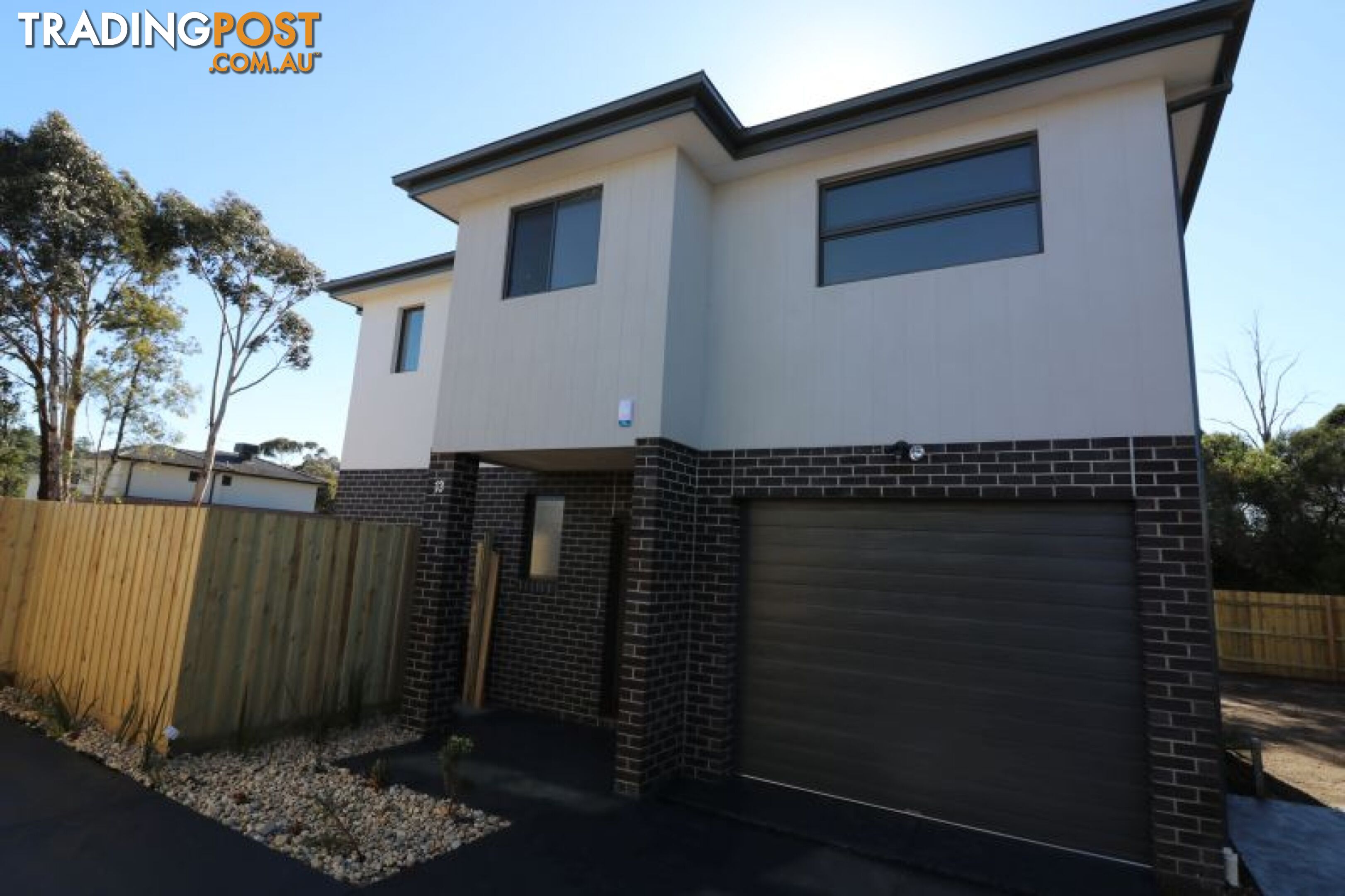 13/114-116 Kennington Park  Drive Endeavour Hills VIC 3802