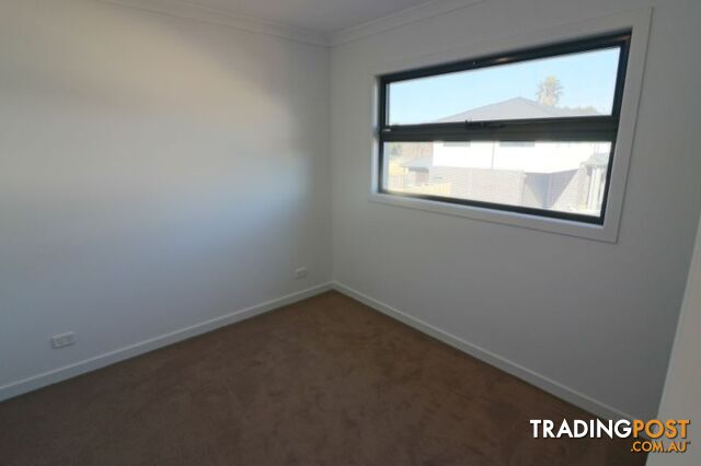 13/114-116 Kennington Park  Drive Endeavour Hills VIC 3802