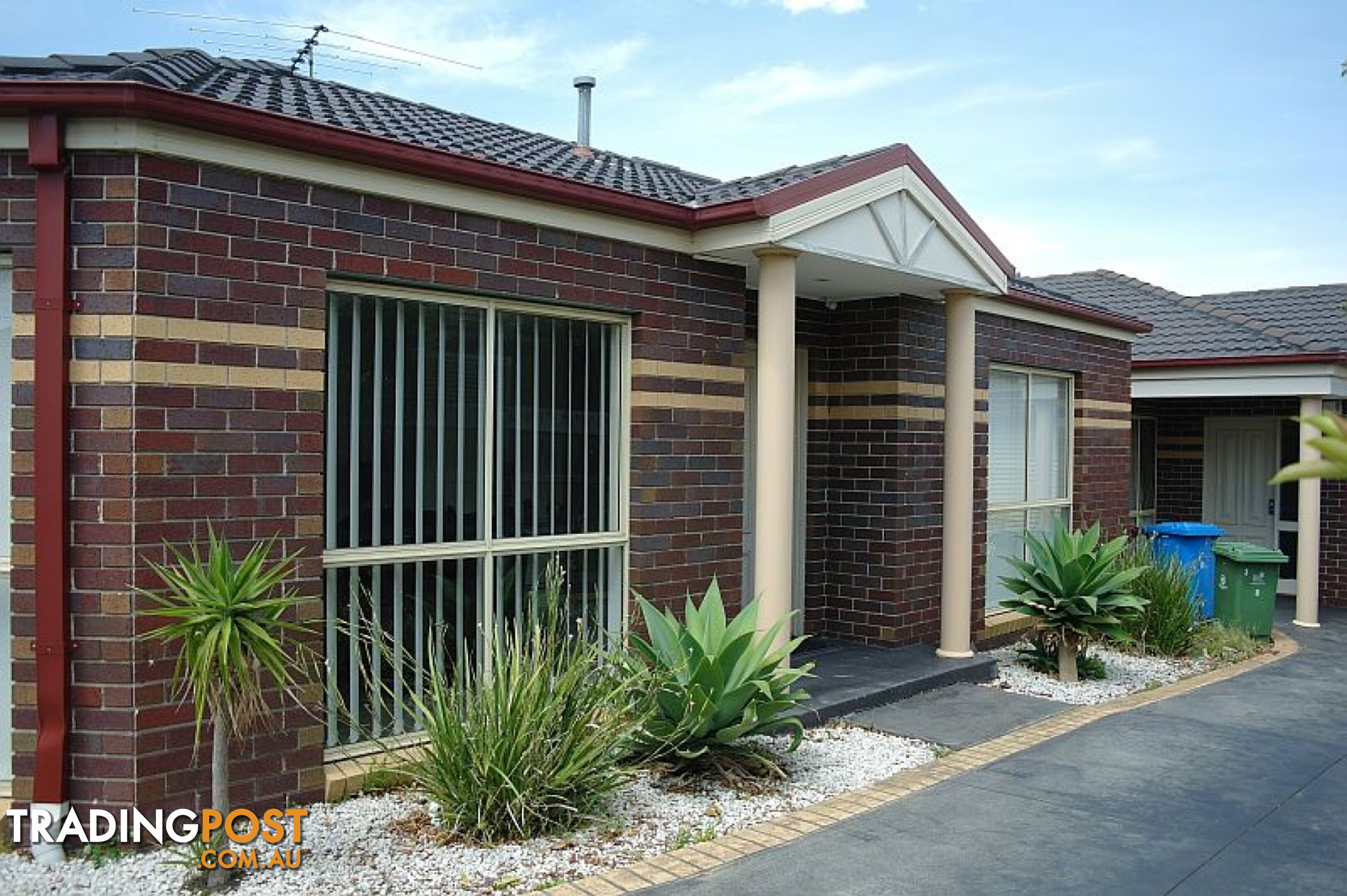 2/8 Day  Street Dandenong VIC 3175