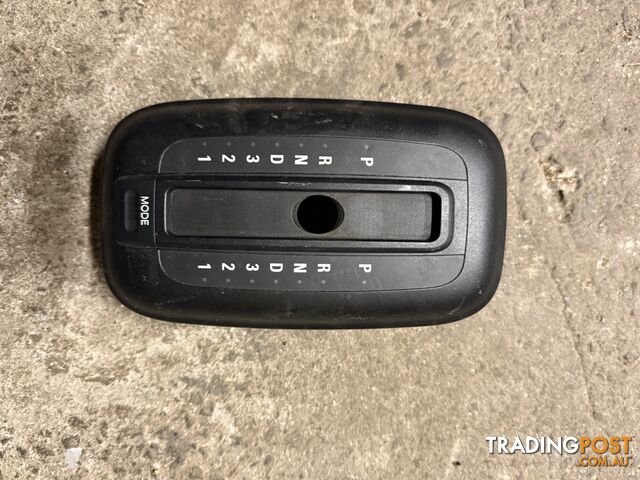 Landrover discovery 2 gear selector surround auto