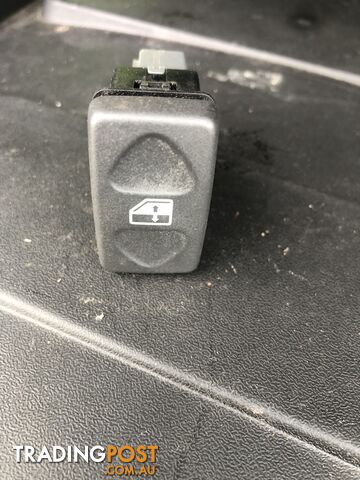 landrover discovery 2 rear door window switch