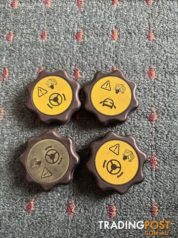 Landrover discovery 2 power steering reservoir caps