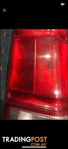 landrover discovery 2 rhs rear tail light