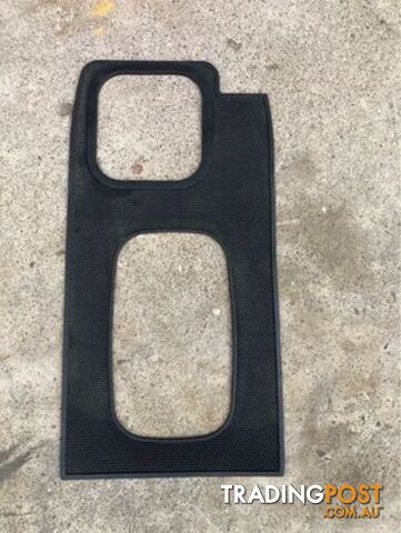 landrover discovery 2 center console rubber mat