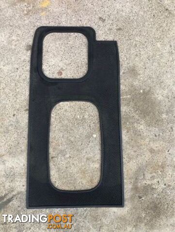 landrover discovery 2 center console rubber mat