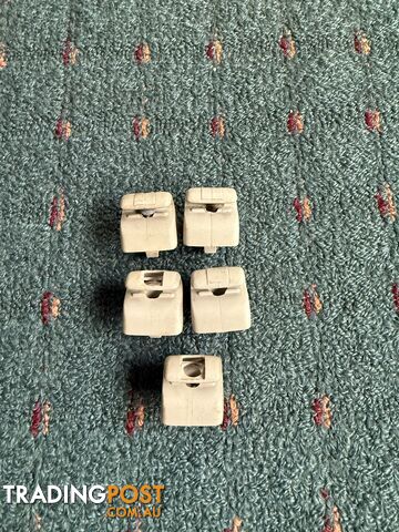 Landrover discovery 1-2 sunvisor clip hooks