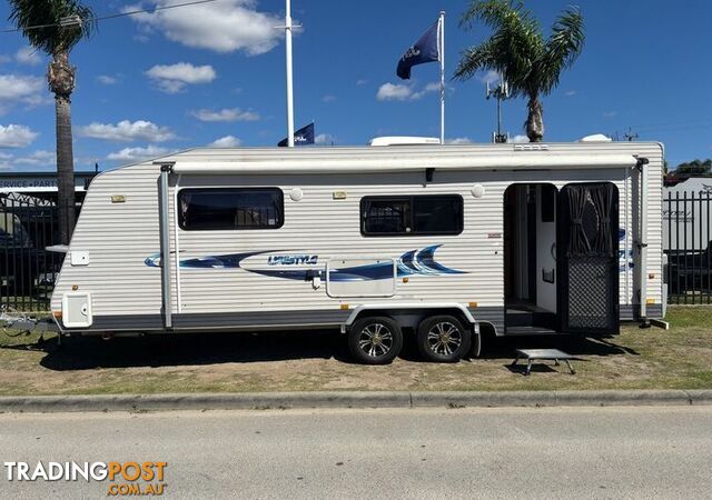 2014 COROMAL LIFESTYLE 713 CARAVAN