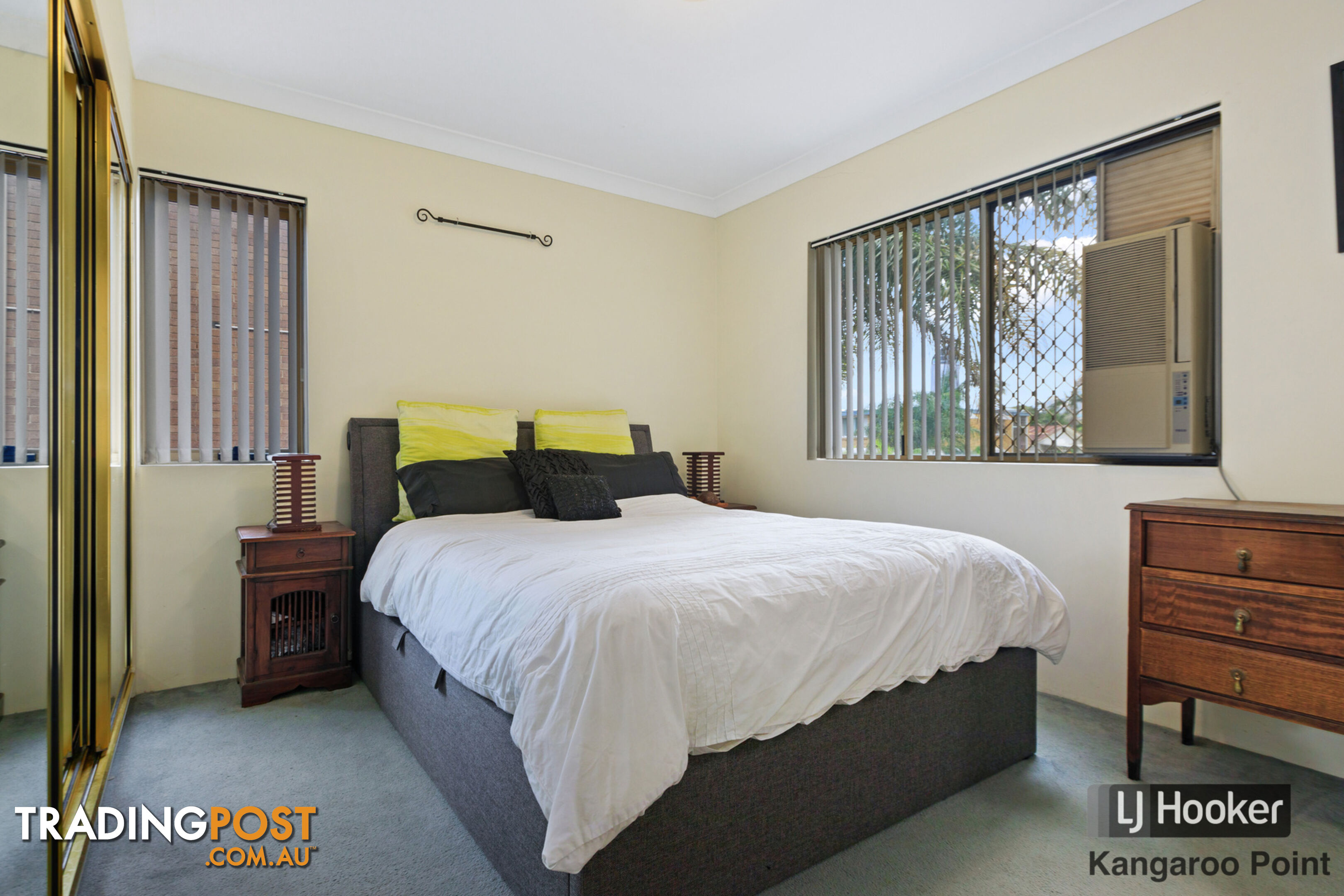 2/99 Thorn Street KANGAROO POINT QLD 4169