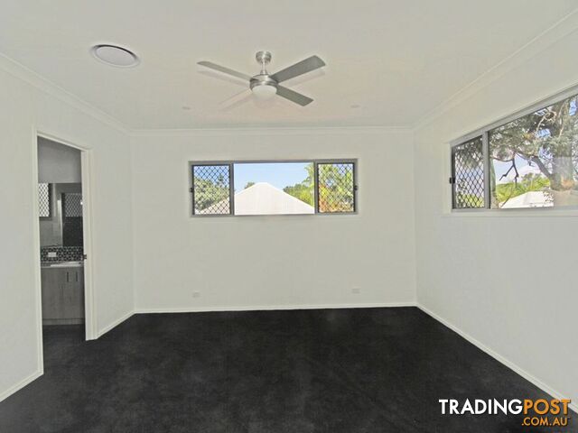 54 Kingfisher Lane EAST BRISBANE QLD 4169