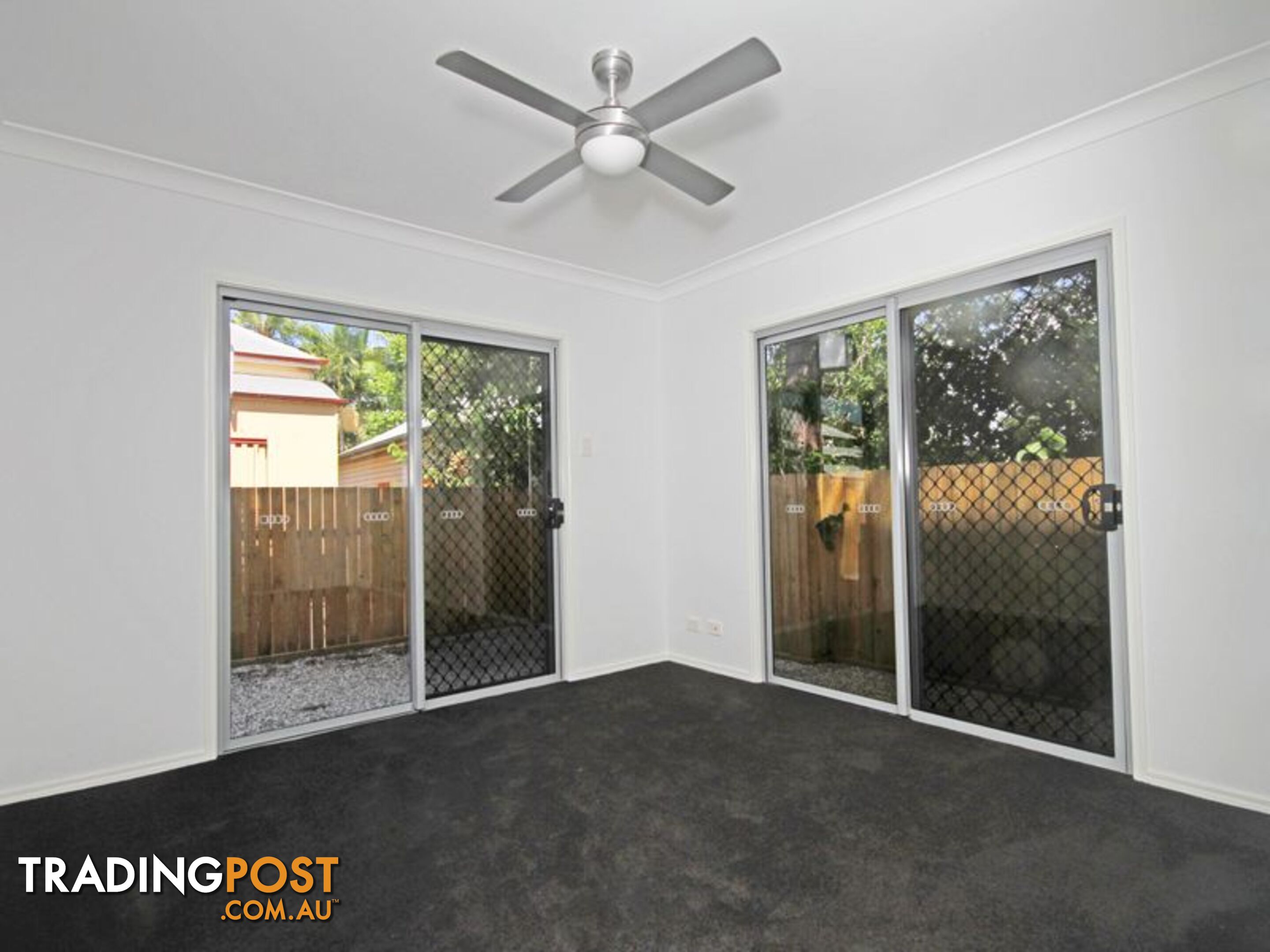 54 Kingfisher Lane EAST BRISBANE QLD 4169