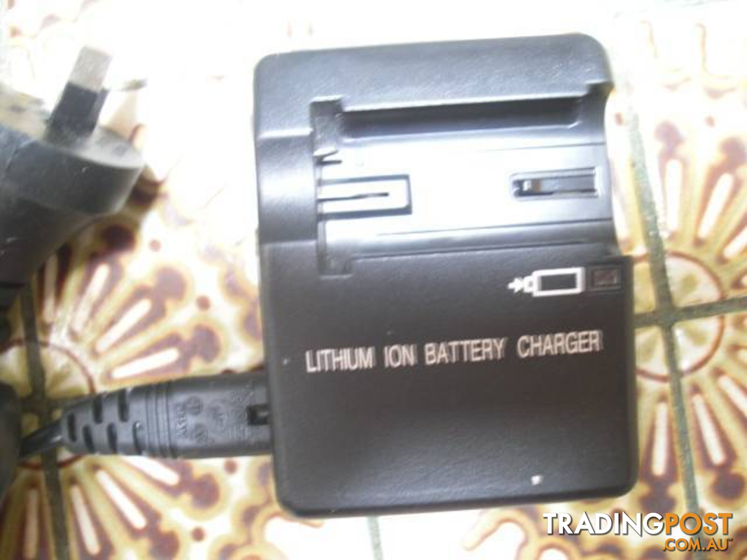 Ricoh DB-50 Battery + Genuine Ricoh BJ-5 DB50 Klic-8000 Charger