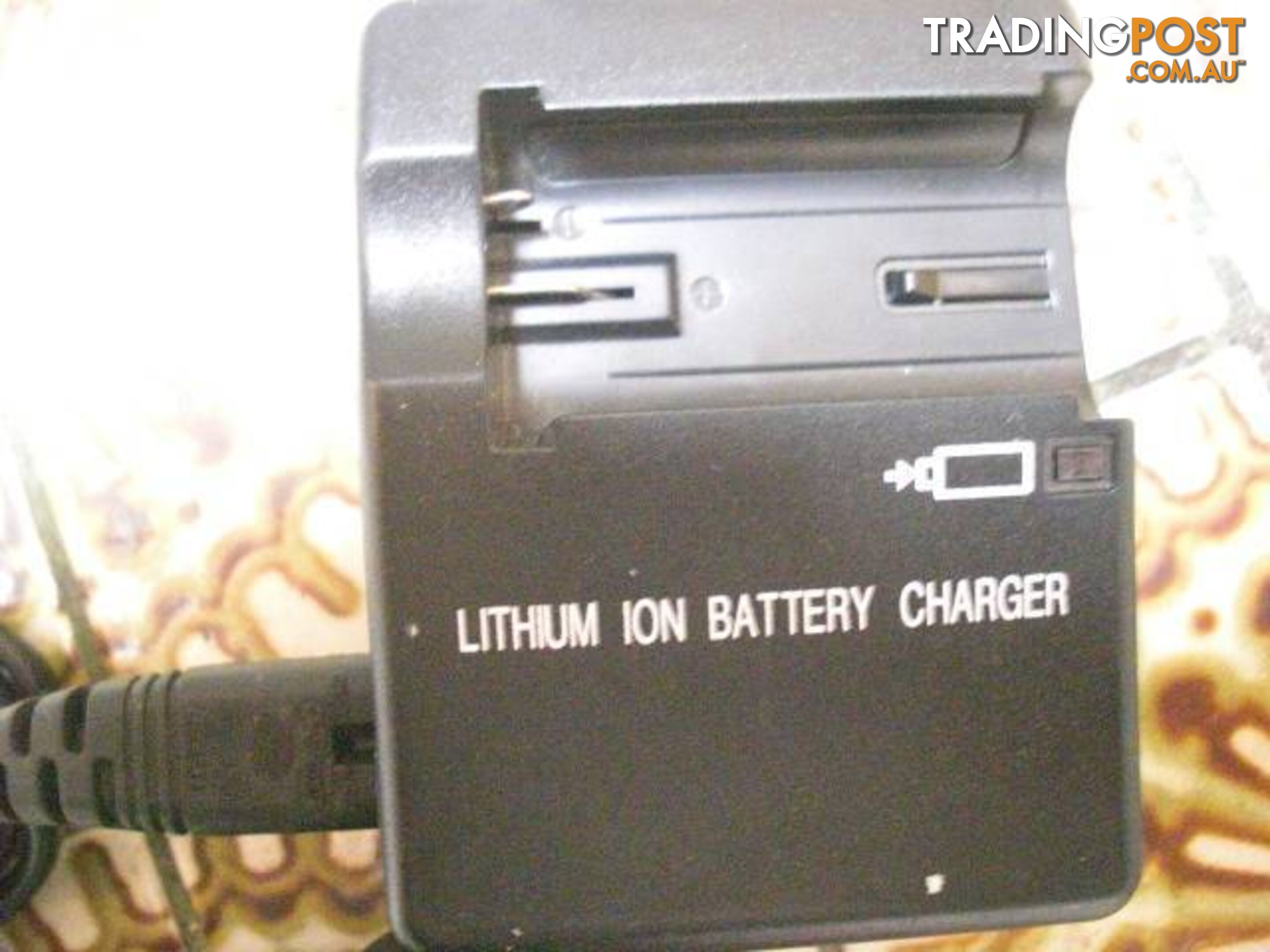 Ricoh DB-50 Battery + Genuine Ricoh BJ-5 DB50 Klic-8000 Charger