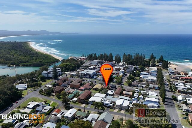 11 Landsborough Street SOUTH WEST ROCKS NSW 2431